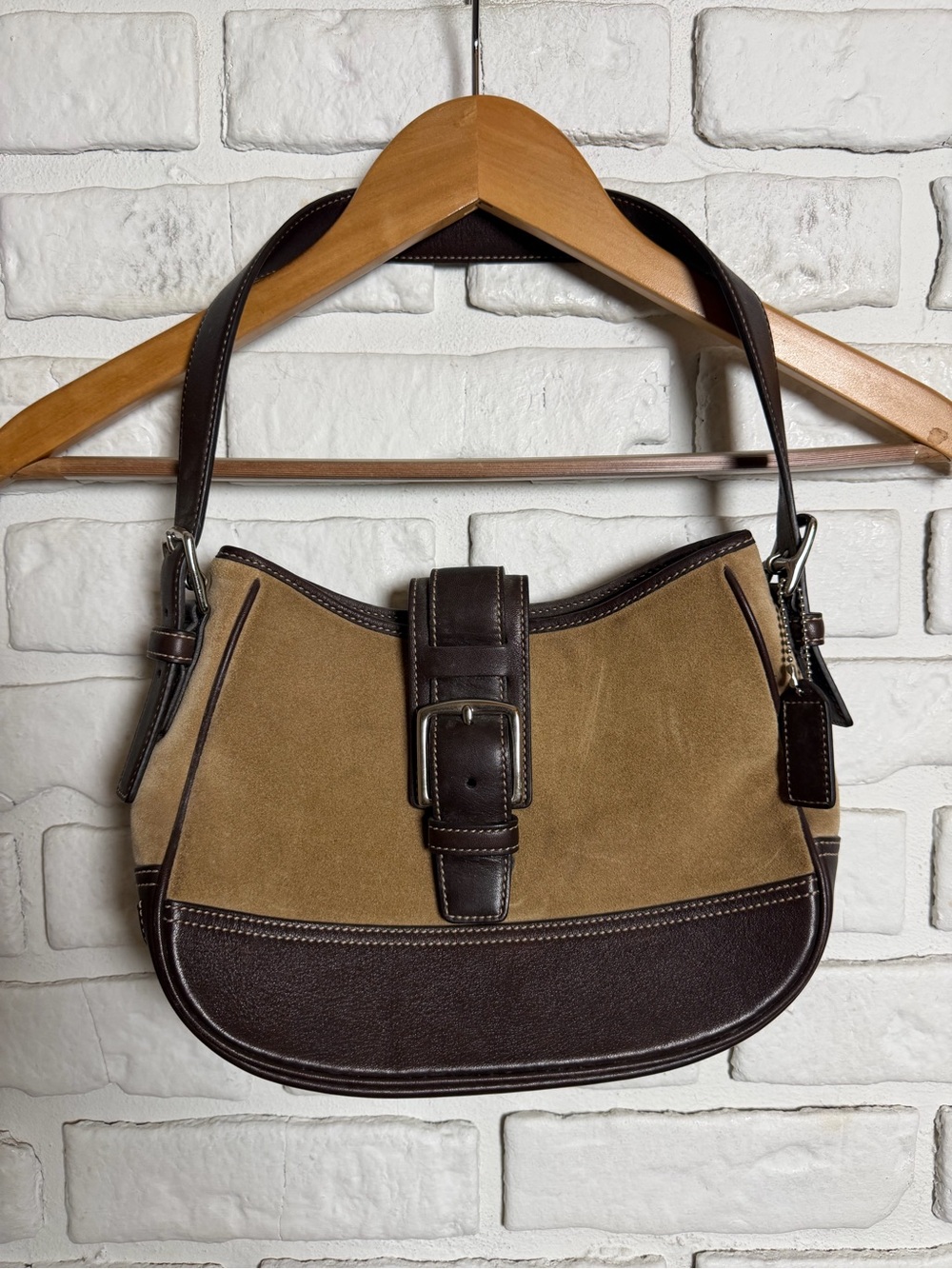 Coach Soho Buckle Hobo 7589 Vintage Y2K Suede Leather Shoulder Bag Brown